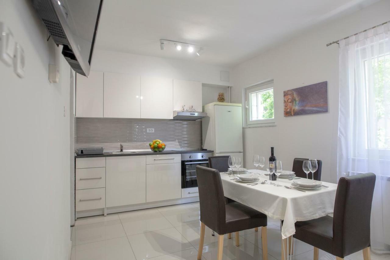 Appartamento Family Silver Šibenik Esterno foto