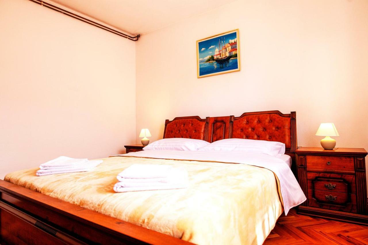 Appartamento Family Silver Šibenik Esterno foto