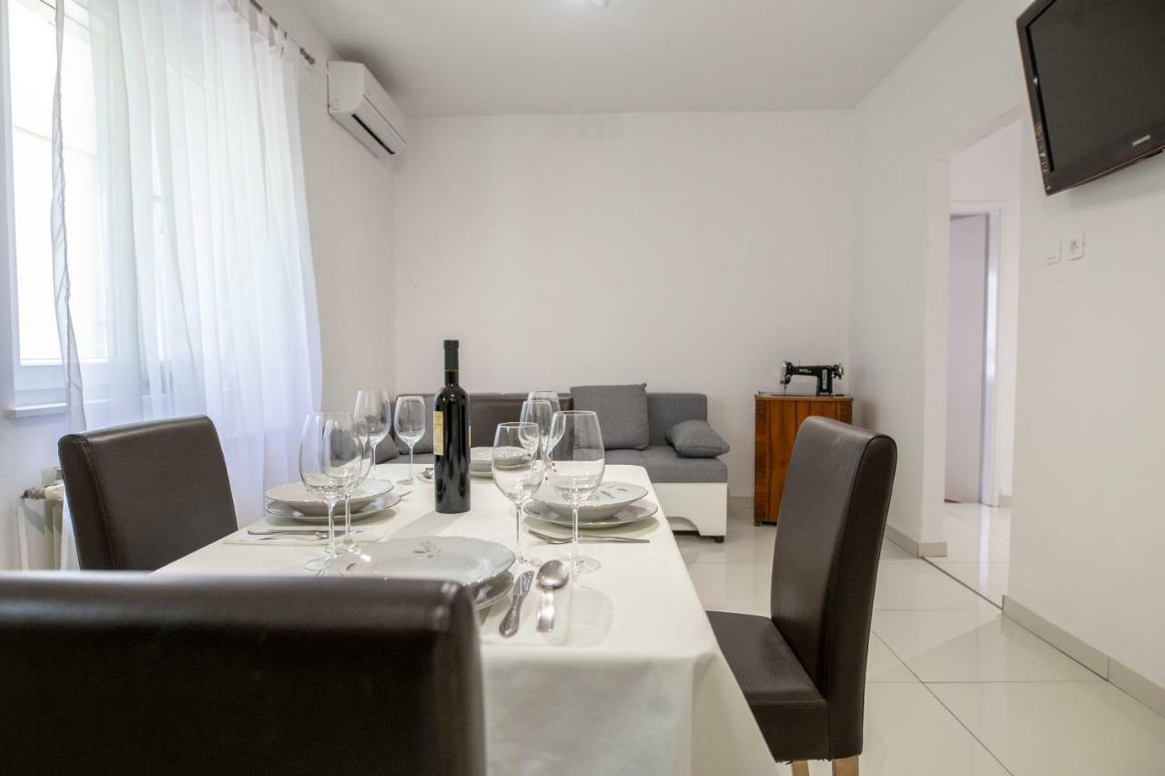 Appartamento Family Silver Šibenik Esterno foto