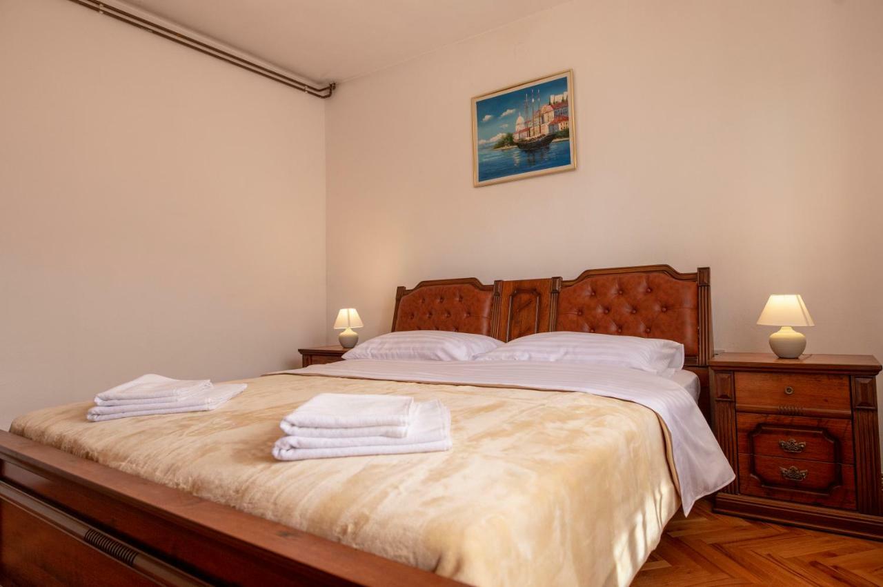 Appartamento Family Silver Šibenik Esterno foto