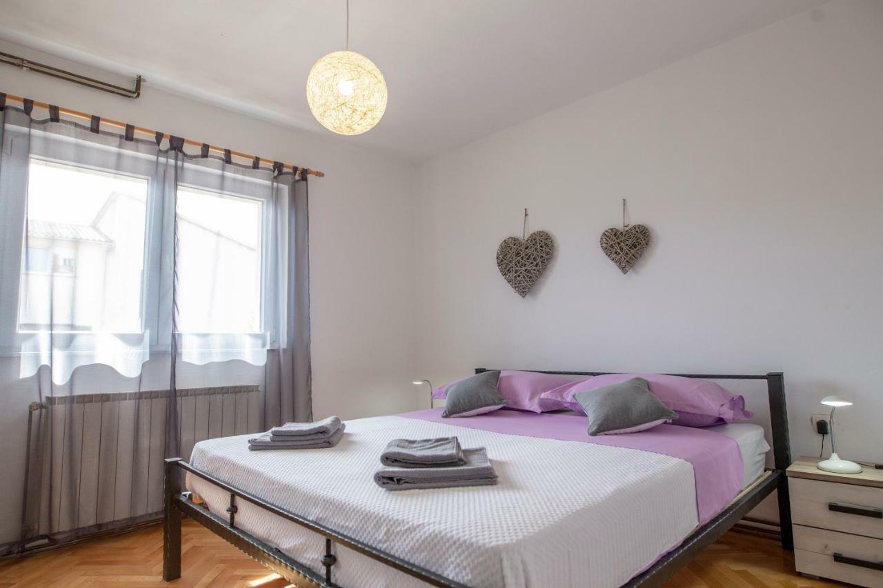 Appartamento Family Silver Šibenik Esterno foto