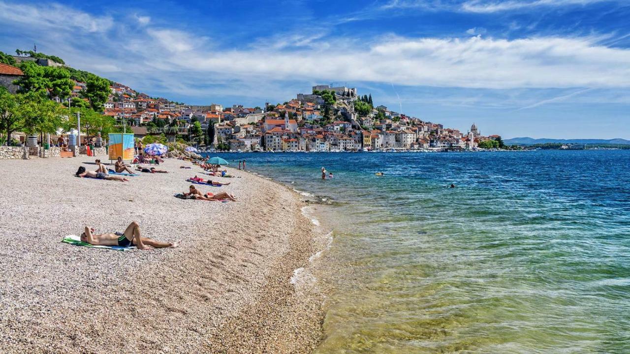 Appartamento Family Silver Šibenik Esterno foto