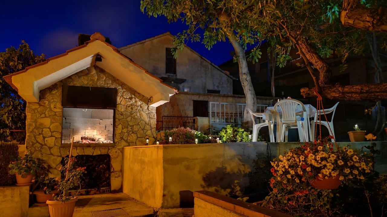 Appartamento Family Silver Šibenik Esterno foto